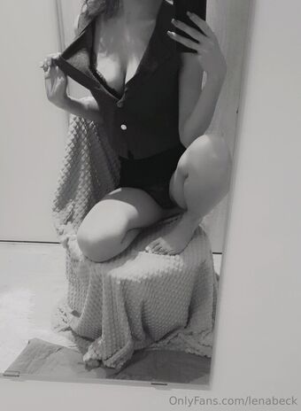 lenabeck Nahé Úniky OnlyFans Fotka 1