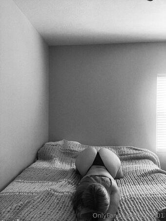 leslied01 Nahé Úniky OnlyFans Fotka 13