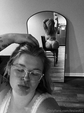 leslied01 Nahé Úniky OnlyFans Fotka 20