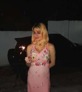Letibella Nahé Úniky OnlyFans Fotka 16
