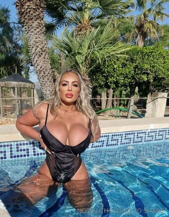 levibabestation Nahé Úniky OnlyFans Fotka 190