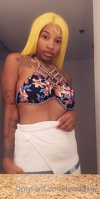 lewdbabe Nahé Úniky OnlyFans Fotka 19