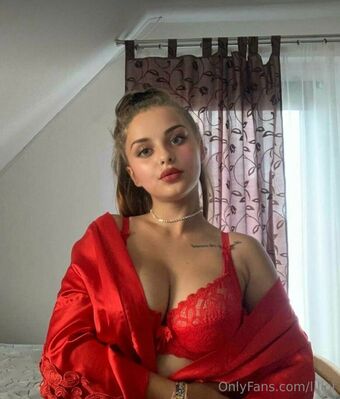 lilloi Nahé Úniky OnlyFans Fotka 10