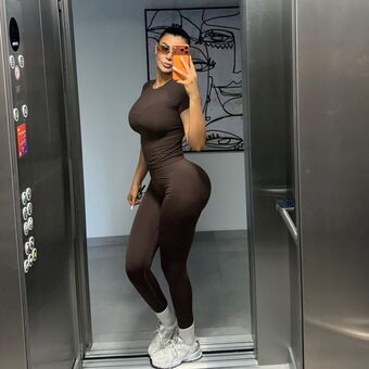 Lisa del Piero Nahé Úniky OnlyFans Fotka 505