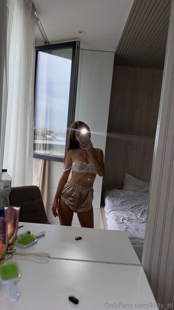 lisabecker Nahé Úniky OnlyFans Fotka 16