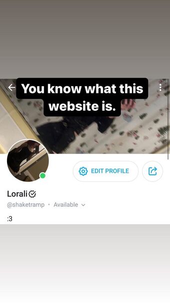 Lorali Nahé Úniky OnlyFans Fotka 4