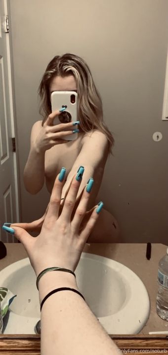 Loretta Nahé Úniky OnlyFans Fotka 5