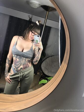 lorettarose Nahé Úniky OnlyFans Fotka 26