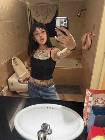 lowpolygoon Nahé Úniky OnlyFans Fotka 55