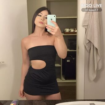 luaa17 Nahé Úniky OnlyFans Fotka 1