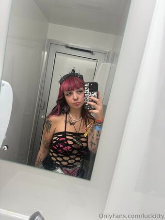 luckitty Nahé Úniky OnlyFans Fotka 50