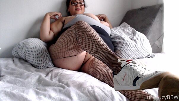 lucklucy Nahé Úniky OnlyFans Fotka 1