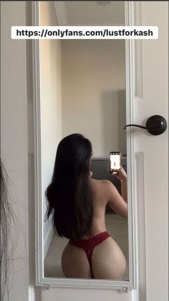 LustForKash Nahé Úniky OnlyFans Fotka 7