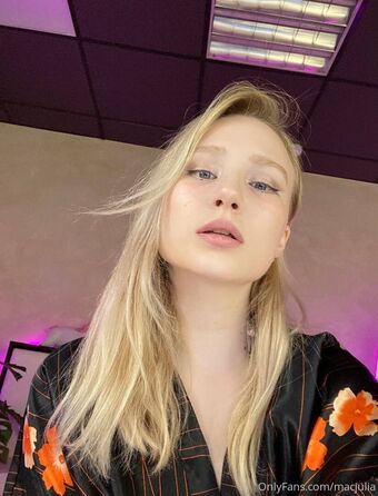 macjulia Nahé Úniky OnlyFans Fotka 1