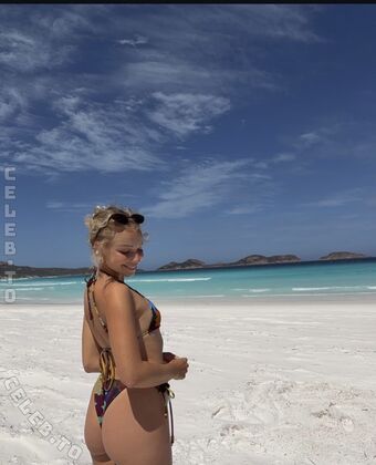 madlinee Nahé Úniky OnlyFans Fotka 15