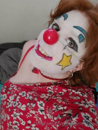 majorredhead Nahé Úniky OnlyFans Fotka 7