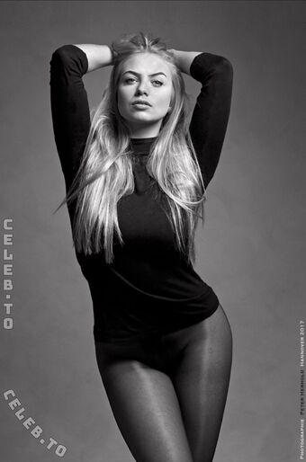 Malin Nahé Úniky OnlyFans Fotka 5