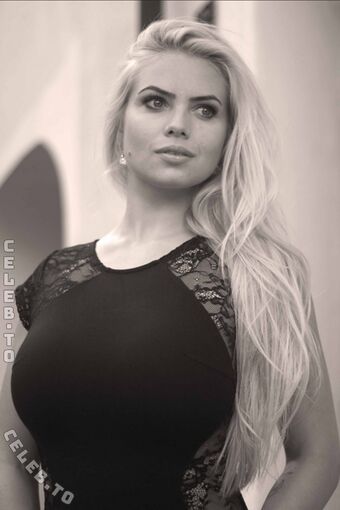 Malin Nahé Úniky OnlyFans Fotka 11