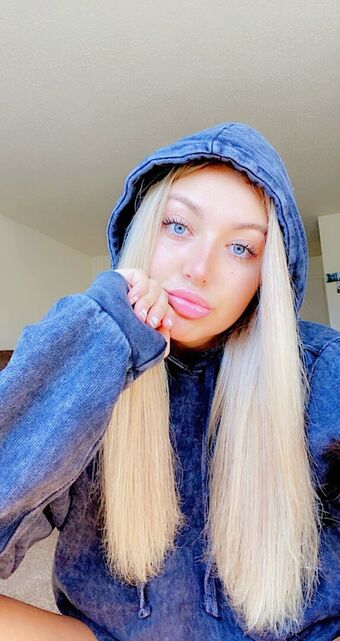 meakelena