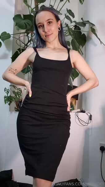 medroxy Nahé Úniky OnlyFans Fotka 9