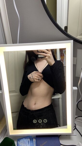 Mentholbanshee Nahé Úniky OnlyFans Fotka 35