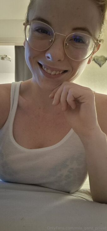 mia_ganz_privat Nahé Úniky OnlyFans Fotka 21