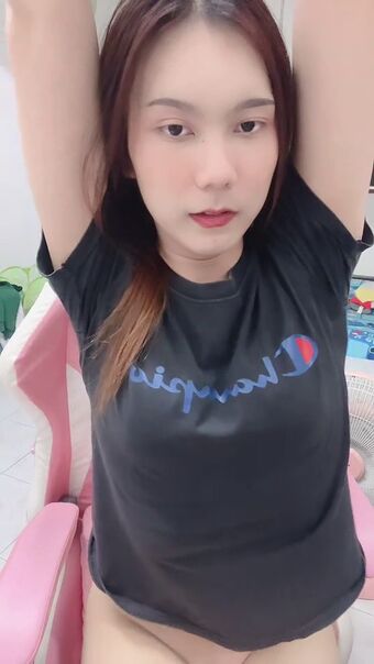 Mindmii Nahé Úniky OnlyFans Fotka 15
