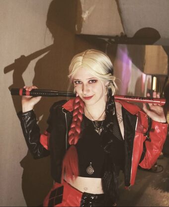 Mini.deville Nahé Úniky OnlyFans Fotka 5