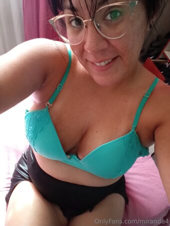 miranda4 Nahé Úniky OnlyFans Fotka 4