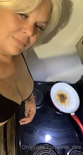 mis_dee Nahé Úniky OnlyFans Fotka 13