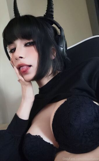 Misschalice Nahé Úniky OnlyFans Fotka 9