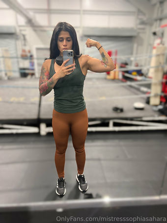 mistresssophiasahara