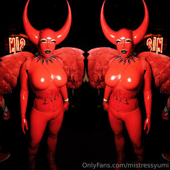 mistressyumi