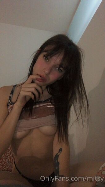 mitsy Nahé Úniky OnlyFans Fotka 13