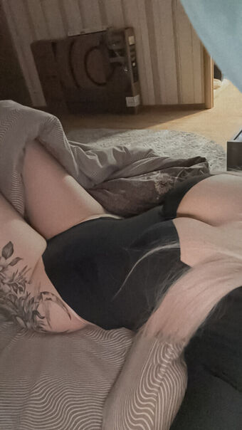 Modestal Nahé Úniky OnlyFans Fotka 4