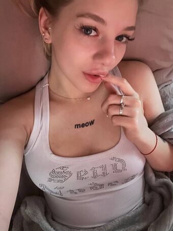 MoniBless Nahé Úniky OnlyFans Fotka 6