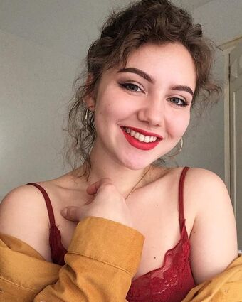 moolsey Nahé Úniky OnlyFans Fotka 9