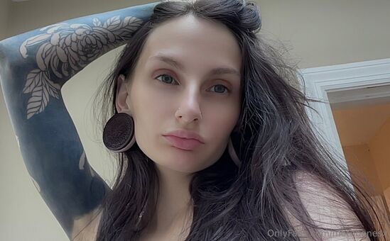 mothbonesx Nahé Úniky OnlyFans Fotka 23