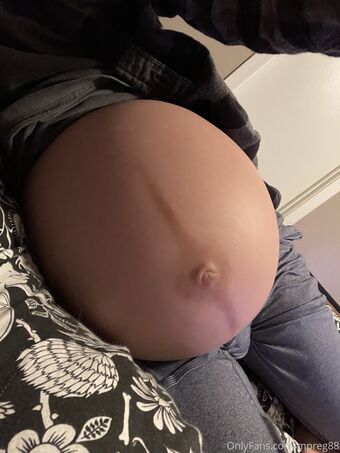 mpreg88 Nahé Úniky OnlyFans Fotka 19