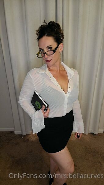 mrs.bellacurves Nahé Úniky OnlyFans Fotka 10