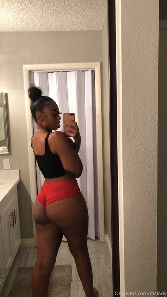 Mslady Nahé Úniky OnlyFans Fotka 17
