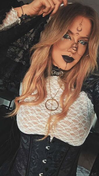 Naguura Nahé Úniky OnlyFans Fotka 23