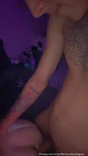 Nicole Rodrigues Nahé Úniky OnlyFans Fotka 2