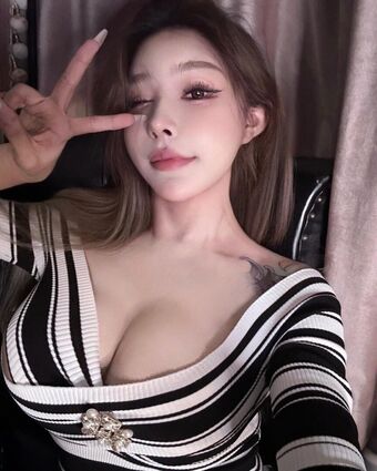 nisixixixi Nahé Úniky OnlyFans Fotka 94