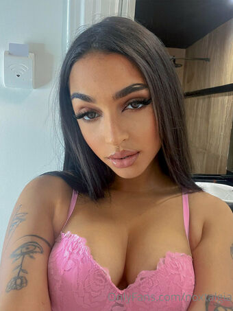 noxtalgia Nahé Úniky OnlyFans Fotka 8