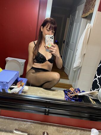 nylonskitten Nahé Úniky OnlyFans Fotka 26