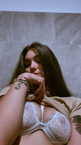 offoriana Nahé Úniky OnlyFans Fotka 23