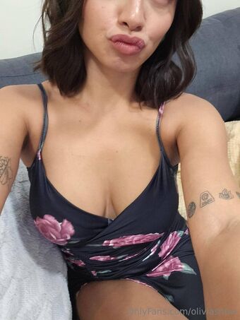 oliviasn0w Nahé Úniky OnlyFans Fotka 16