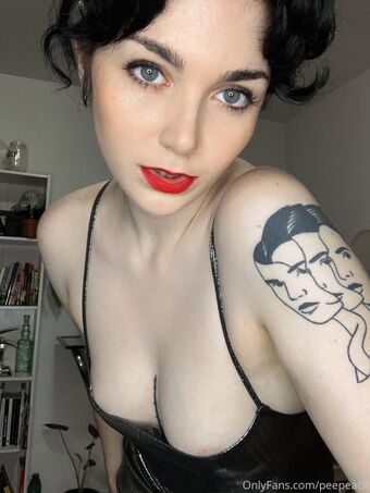 peepeach Nahé Úniky OnlyFans Fotka 5