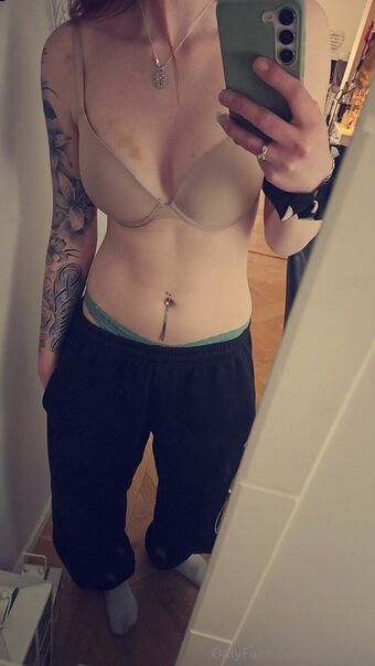 perlbaby Nahé Úniky OnlyFans Fotka 11
